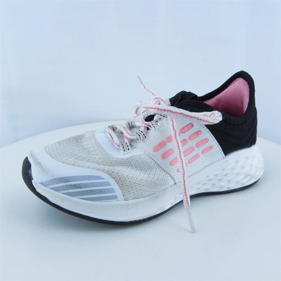 Athletech Youth Girls Athletic Shoes‎ White Fabric Lace Up Size 1 Medium - Picture 1 of 11
